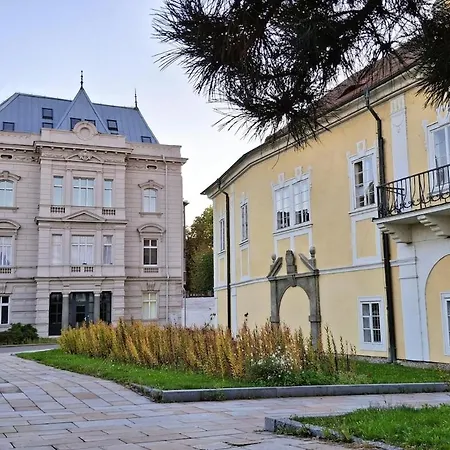 Palác * Strakonice
